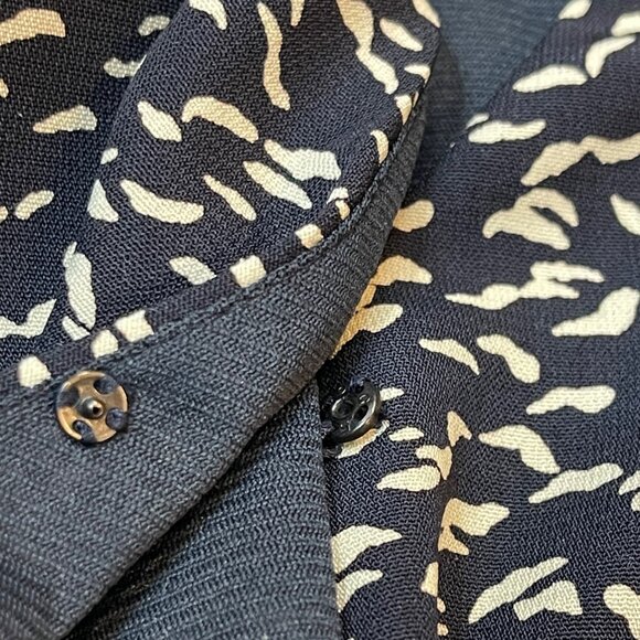 Vici Wrap Mini Dress Women's Size Medium Navy Geometric Print Long Sleeve - Picture 10 of 12